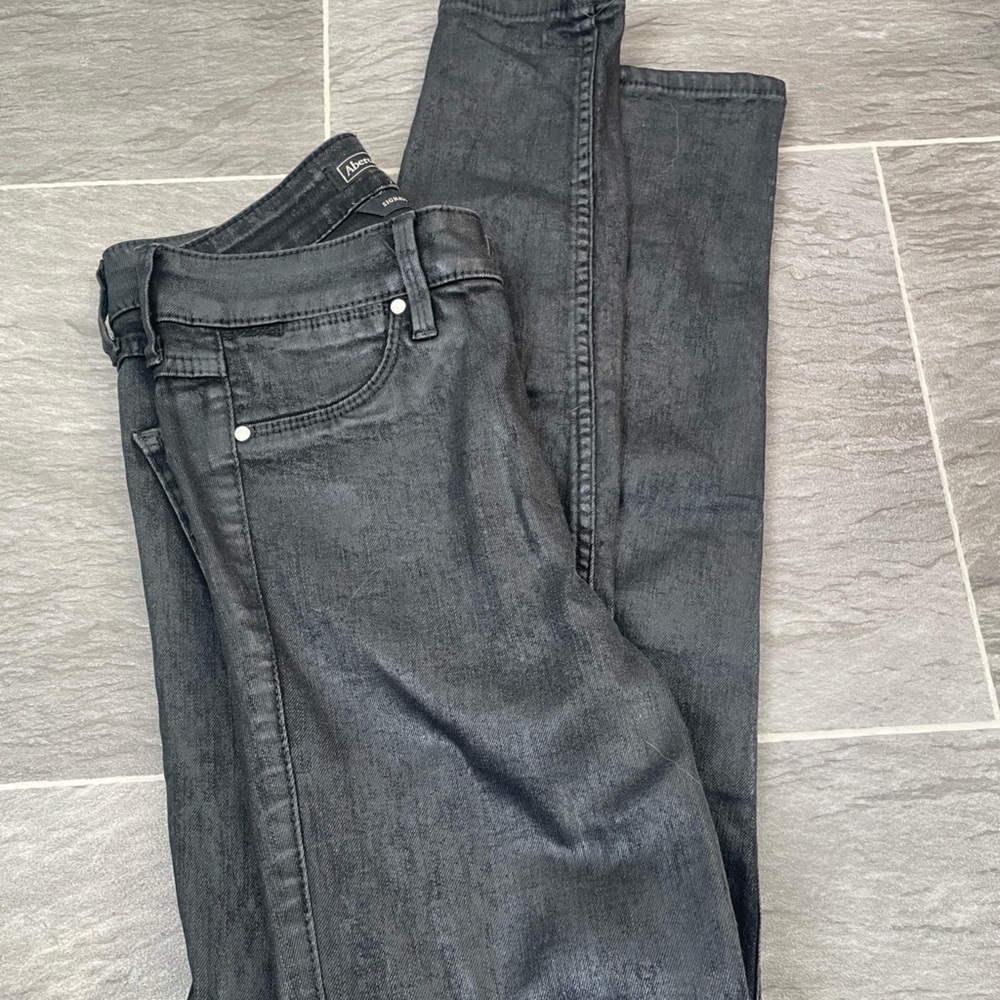 𝅺ABERCROMBIE Coated High Rise Super Skinny Ankle Jean